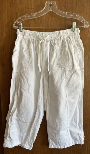 Karen Scott comfort waist straight leg cotton CROP pants IN WHITE SIZE MED.