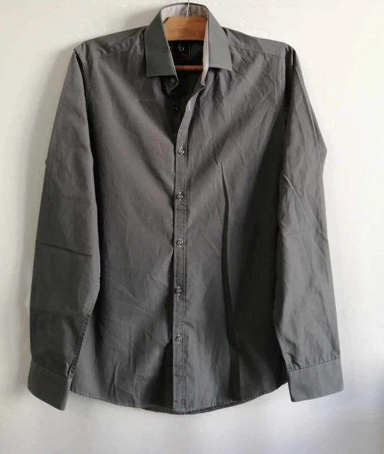 Chemise Blanche Avec Revers Noirs Yves Dorsey Taille 41/42 - Manches Longues, Occasion Très Bon état