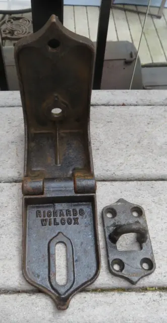 Antique Richards Wilcox Cast Iron Sliding Door Lock/Latch