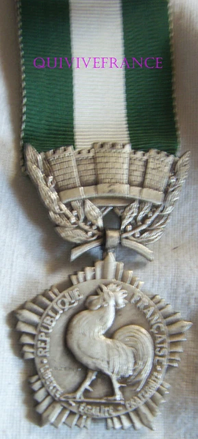Médaille D'Honneur Des Collectivités Locales – Argent Doré, Décoration Française