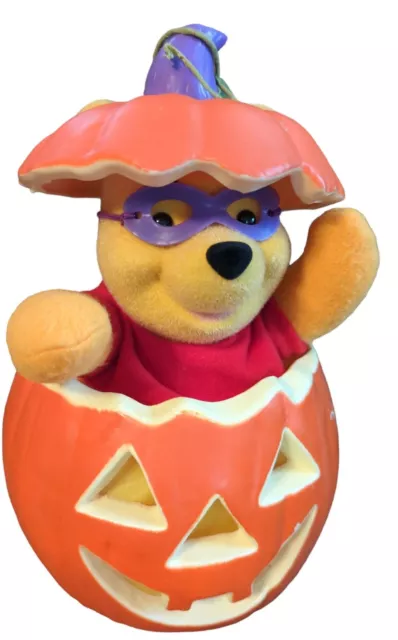 Vintage Winnie The Pooh in Pumpkin Animated Lite Halloween Telco Motionettes 90s 3