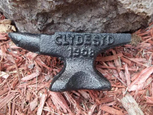 Mini Cast Iron Ih International Harvester Clyde Syd 1908 Blacksmith Tool Anvil