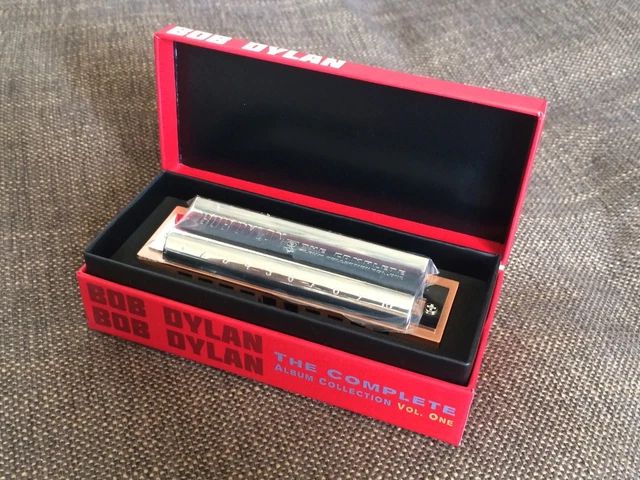 Bob Dylan ハーモニカ型USB Complete Album vol.1 Bob Dylan ハーモニカ型USB Complete Album vol.1 ボブ