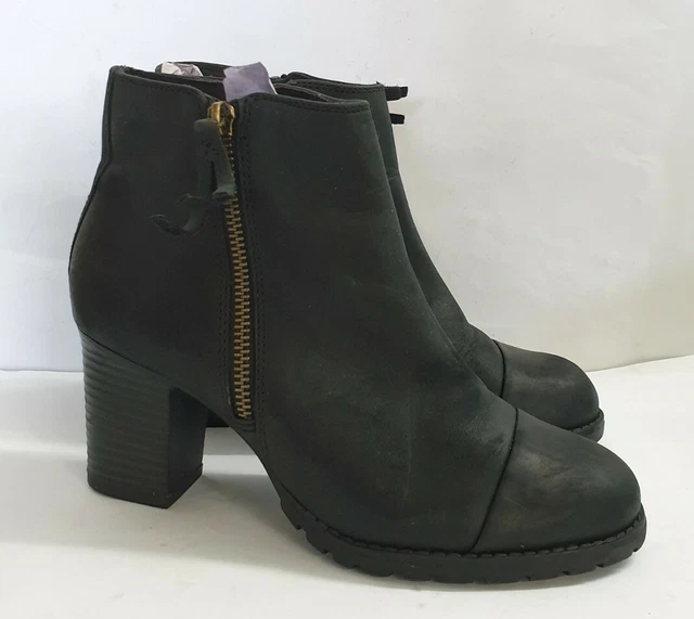 CLARKS WOMEN S SHOE Size 10 Olive Leather Verona Peach Fashion