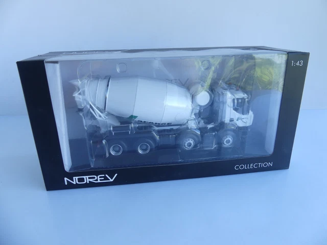 Renault Kerax Malaxeur Toupie Béton Lafarge 2008 Norev 1/43 Blanc Neuf