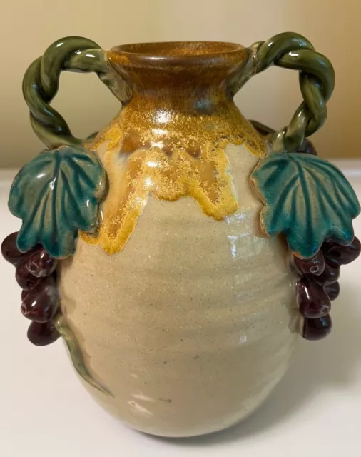 Beautiful VTG Hand Painted Art Pottery Italian Style Majolica Vase c1960. 6.75"T
