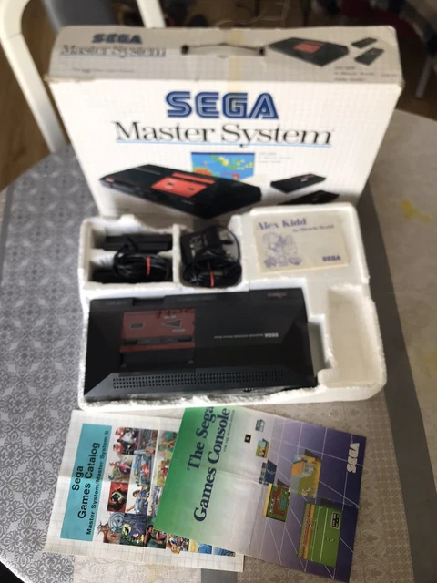 Console Sega Master System 2 - Avec Jeux Hang On & Safari Hunt - Sans Pistolet