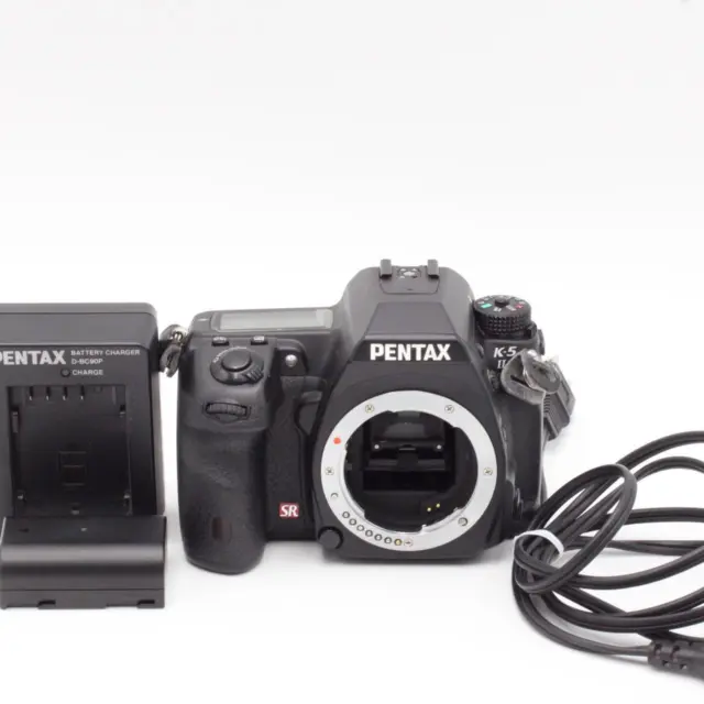 PENTAX K-5 II 16.3MP Digital SLR Camera Black Body  [Near Mint]