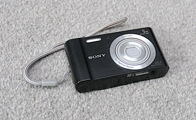 Camera, Sony DSC-W800, Cyber-Shot, Black, 5x Optical Zoom, 20.1 Mega Pixels