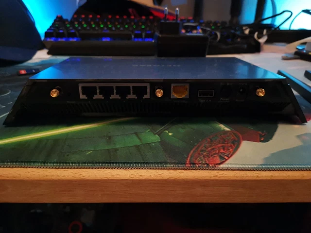 Netgear Nighthawk AC1900 router smart WiFi R7000 gaming WALN AC super veloce 4
