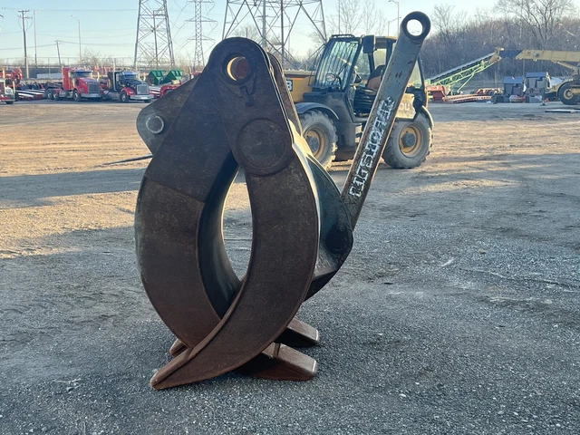 3 over 2 demolition grapple