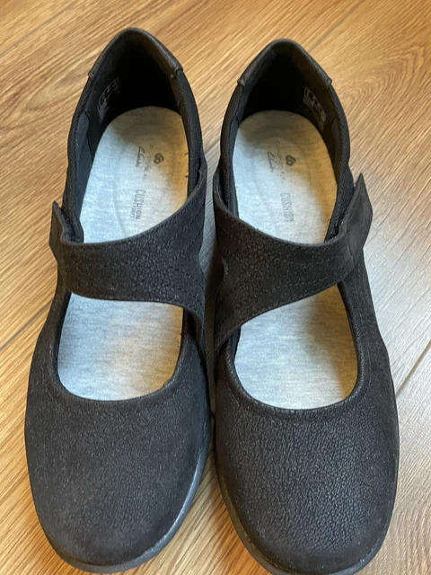 running shoe store near me now