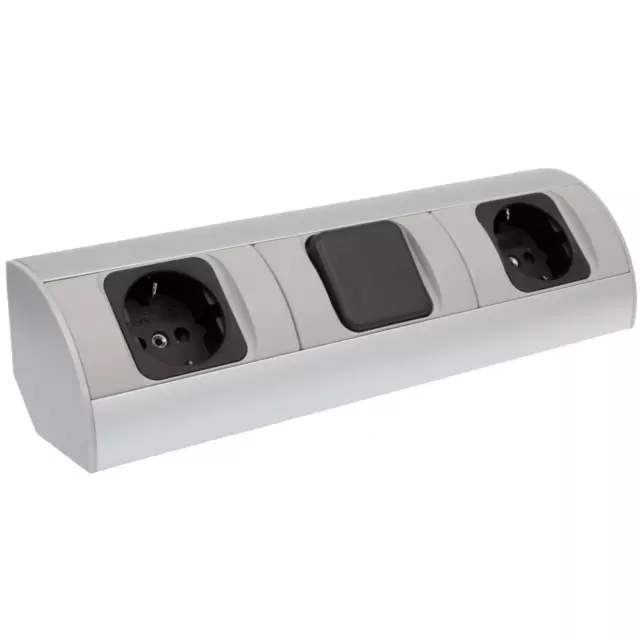 CornerBox Passez à + 2x Contact de protection Tableau Prise de courant d'angle P