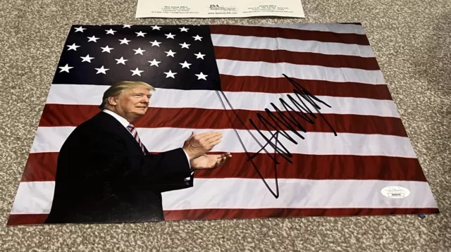 PRESIDENT DONALD J. TRUMP SIGNED 11x14 PHOTO PICTURE AUTO AMEIRCAN FLAG JSA COA