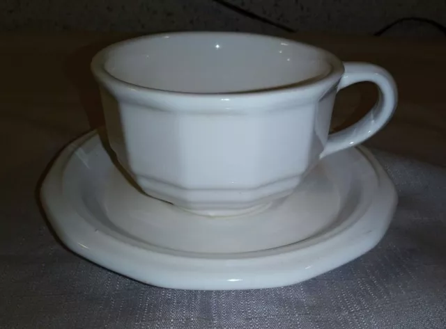 7PC Pfaltzgraff Heritage White Set 4 Cups 3 Saucers 12 Sided Georges Briard  EUC 3