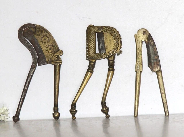 1930'S Old Brass Unique Shape Handcrafted Betel Nut Cutter / Sarota 3Pc 5253