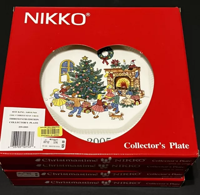 4 Happy Holidays by Nikko Dinner Plates Christmas Collectors Plates Swirled NIB