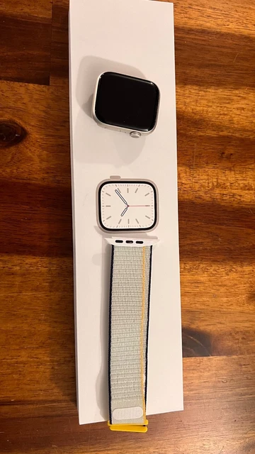 Apple Watch Series 7 45mm Starlight Aluminum Case with Band - White