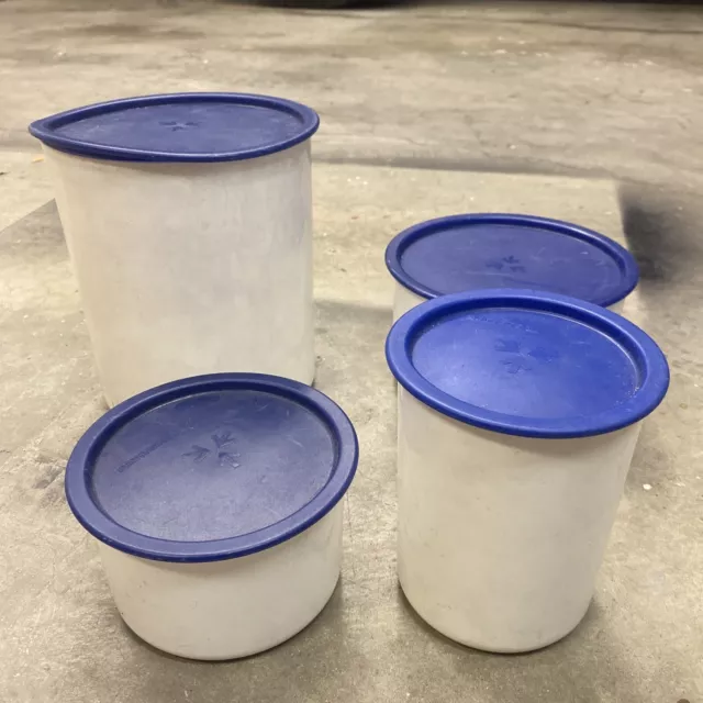 https://www.picclickimg.com/d9YAAOSw6LtlSehi/Vintage-Tupperware-Canister-4-Piece-Set-White-One.webp