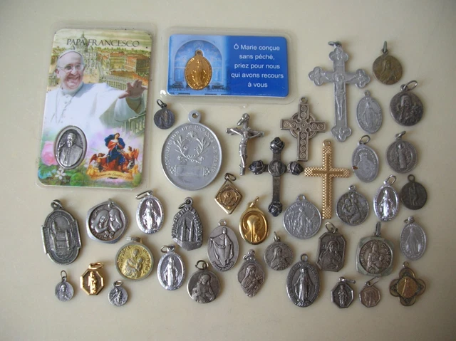 Lot médailles anciennes religieuses - France