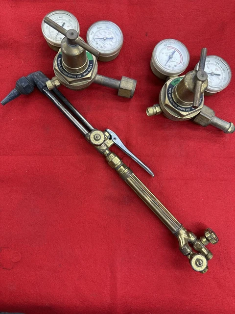 Victor Oxygen Acetylene 16” Welding Torch and Gauges 250-15-300 and 250-80-540