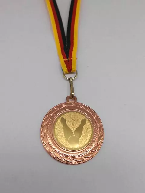 Kegeln Kegler Pokal Kinder Medaillen mit Band&Emblem Turnier Pokale (e1)