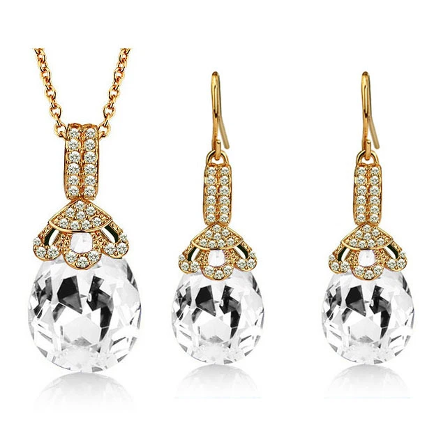 Collier Avec Boucles D'oreilles -2ps