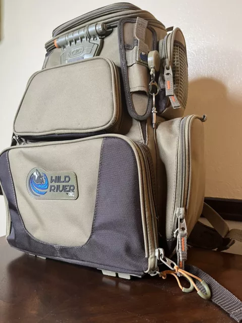 Wild River WT3604 Tackle Tek Nomad Lighted Backpack with 4 PT3600 Trays -... 2