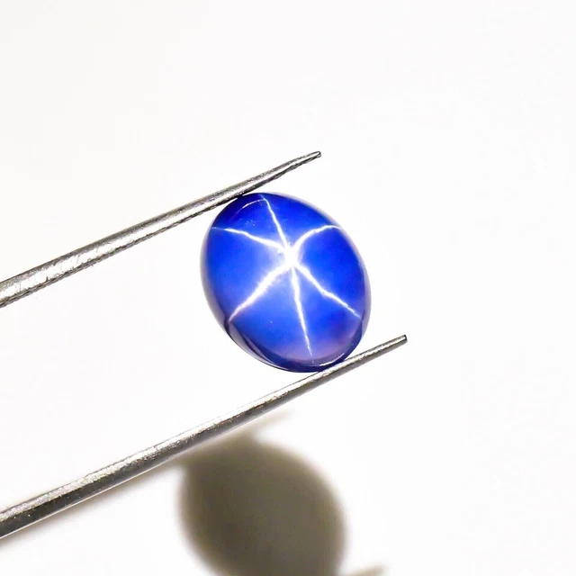 Natural 6 Rays Blue Star Sapphire Oval Cabochon 7.10CTs 10X14X5 mm Loose Gemston
