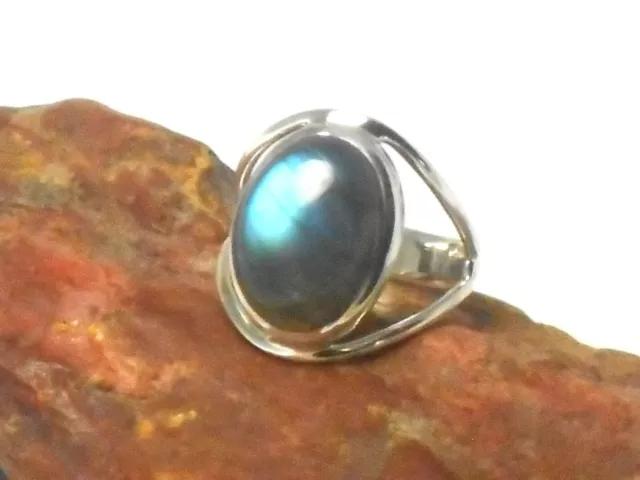 Oval Labradorite Sterling  Silver 925 Gemstone  Ring