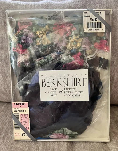Vintage Beautifully Berkshire Lingerie Lace Garter Belt & Sheer Stocking NIOB