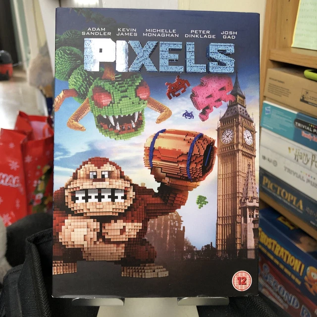 PIXELS DVD STARRING Adam Sandler, Kevin James, Peter Dinklage EUR 1,27 ...