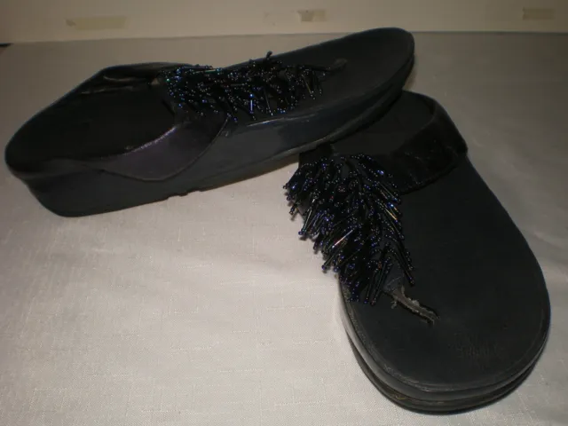 FitFlop Cha Cha Sapphire Beaded Blue Flip Flop Thong Sandals 336-128 Women 39-8