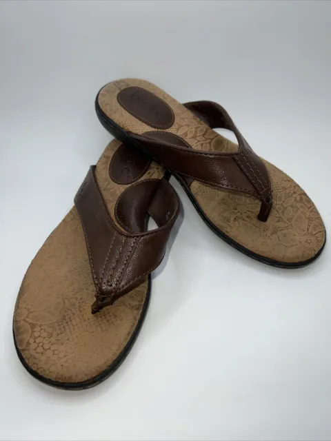 Born BOC Womens Thong Sandal Flip Flop Slide Brown Vegan Leather Z10706 Size 6M