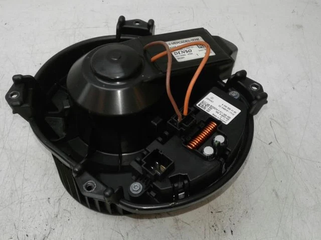 P11718560 GEBLÄSEMOTOR MERCEDESBENZ AKlasse (W176) 2469064200 EUR 95