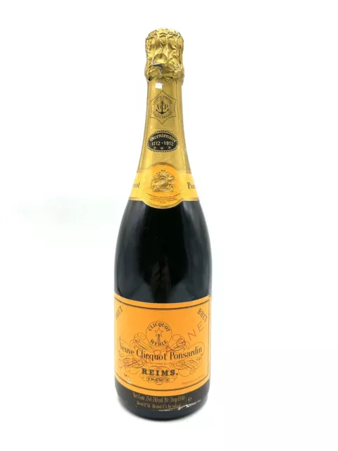 Champagne Brut Yellow Label Veuve Clicquot Bicentenaire 1772-1972 75cl 12%