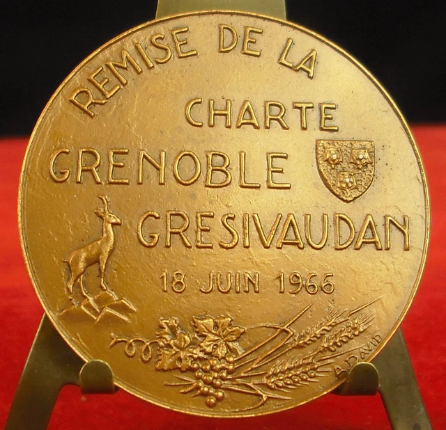Médaille Commémorative Grenoble 1968 – Syndicat D'initiative, En Bronze