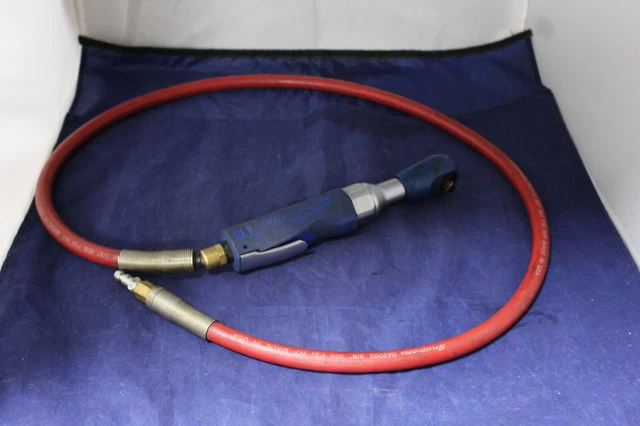 Snap On Blue Point 3/8 Air Ratchet Model AT702 In Blue w hose