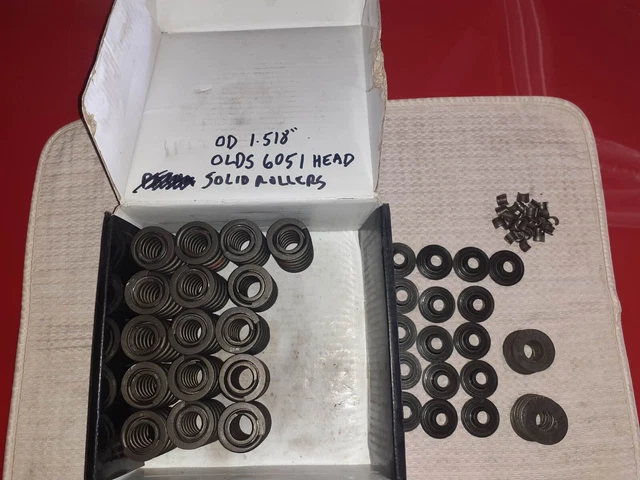 Oldsmobile Edelbrock 6051 head solid roller valve spring pkg.