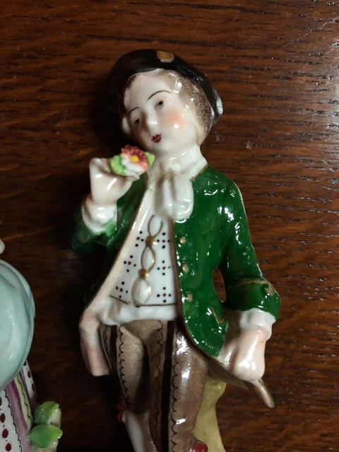 Figurines / personnages (la paire) en porcelaine de Sitzendorf (Allemagne Est) 1 9