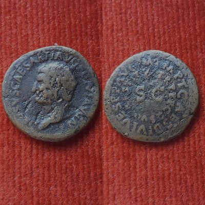 TITUS,Frappe sous VESPASIEN;AS;27mm pour 8,8 gr.Revers:VICTORIA/LA132 
