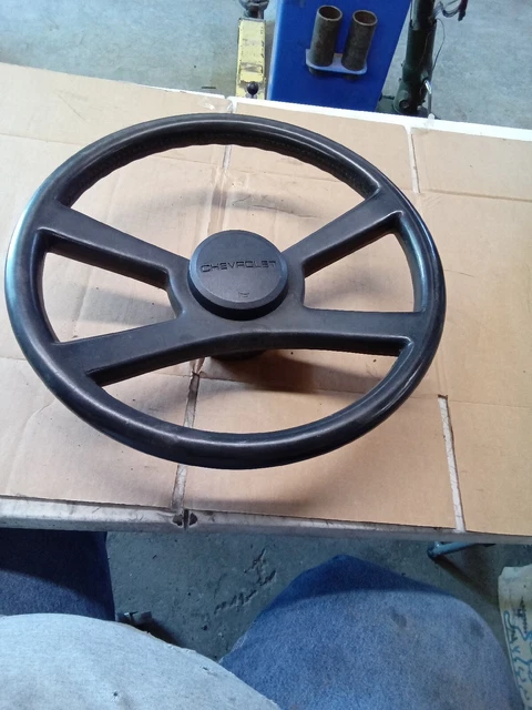 1987-94 Chevy GMC Pick Up Truck Nice Complete Original GM 4-Spoke Steering Wheel