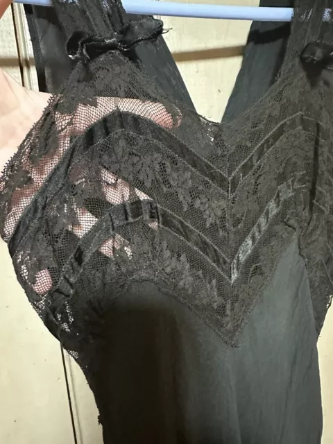 Vintage Black, Lace, Bias Cut Nightgown, Negligee, 1940’s HiStepper. Small / Med