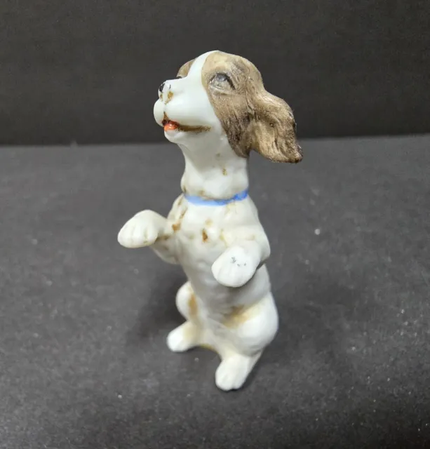 Vintage Spaniel Dog Small Sitting Up Begging Porcelain 2.5"