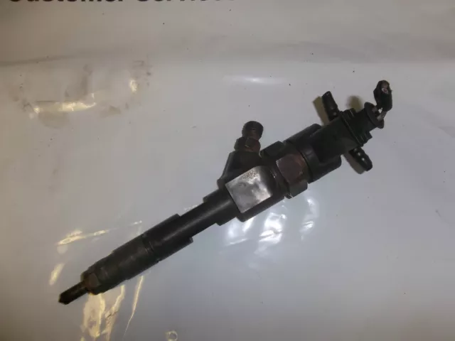 RENAULT MEGANE / LAGUNA / SCENIC 1.9 DCi FUEL INJECTOR 8200100272 / 0445110110B