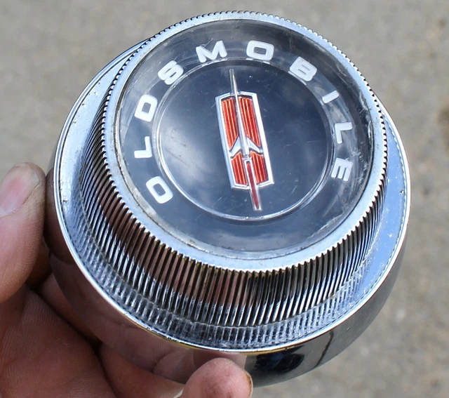 19651966 OLDSMOBILE STARFIRE Jetstar OEM GM Steering Wheel CENTER Horn