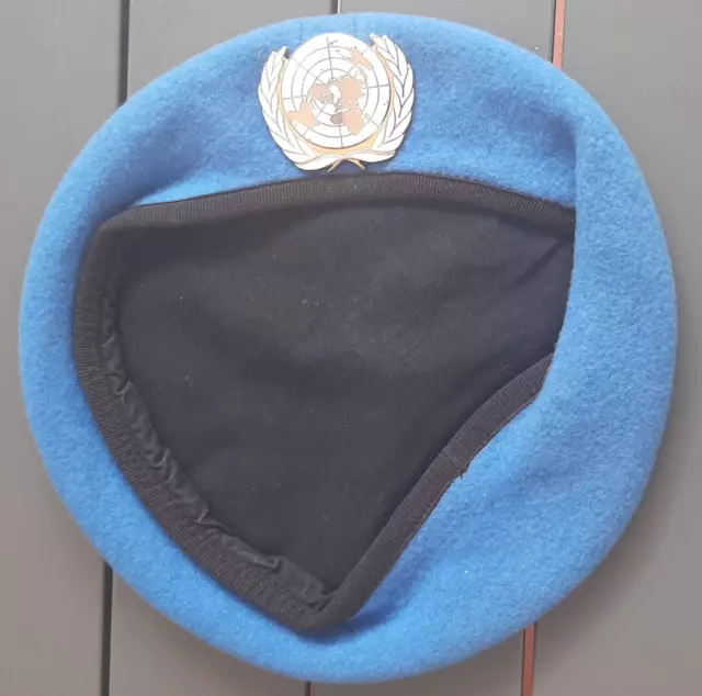 BERET Bleu T55 ONU Commando Légion Parachutiste avec insigne vintage ORIGINAL UN