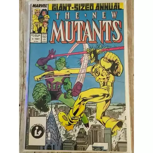 1987 Marvel Comics- The New Mutants #3 **GIANT-SIZED Annual** Comic Book