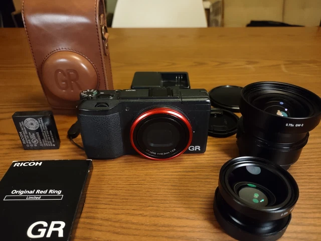 RICOH GR II (GR2) 16.2 MP Compact Digital Camera Black + GH-3, GW-3 & GM-1 Good 