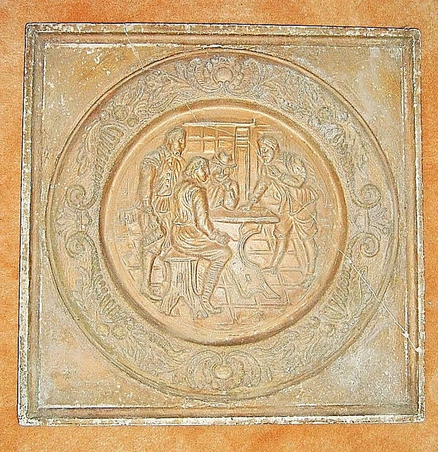 Bas-relief ancien moulé en plâtre patiné, auberge